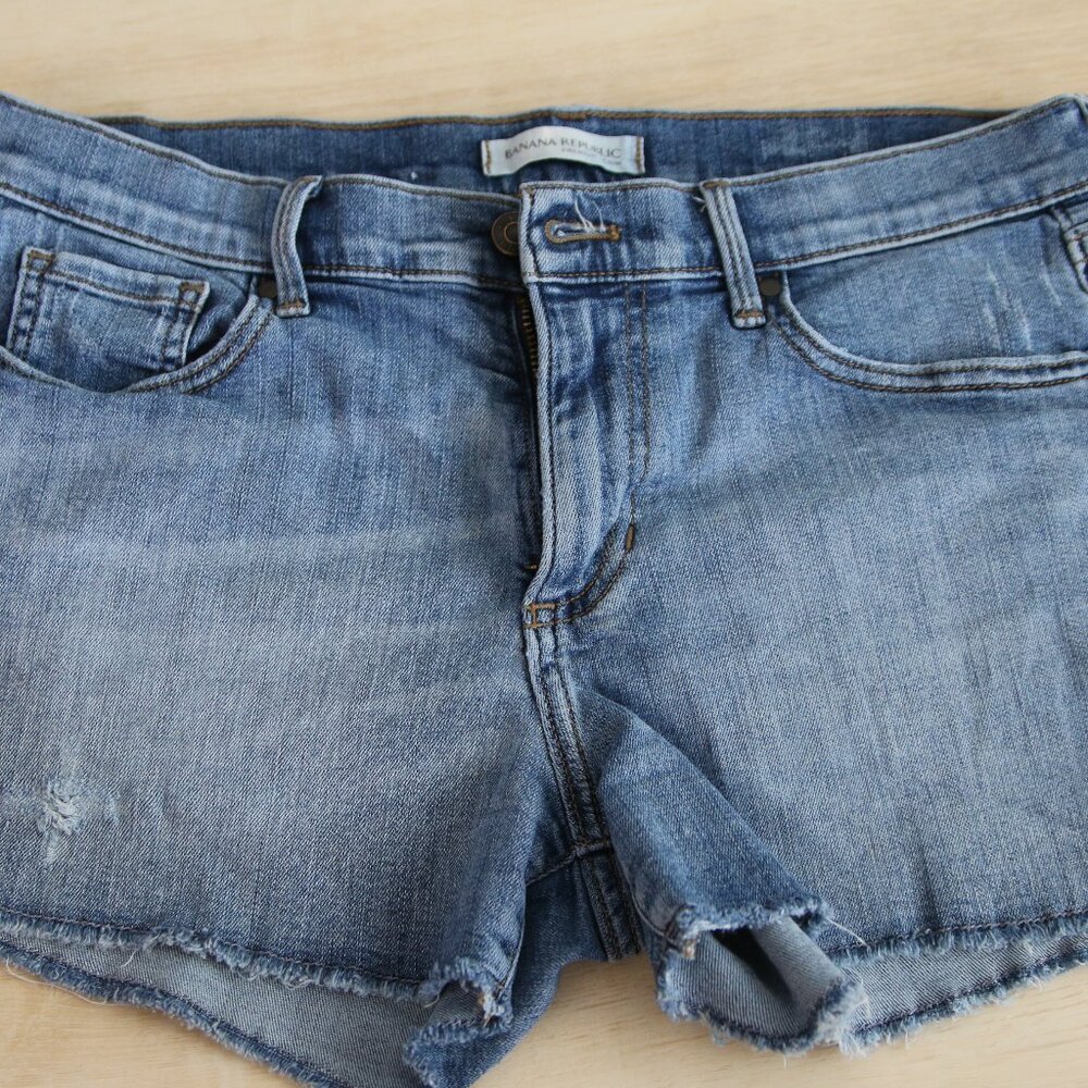 Banana Republic Jean Shorts - 28